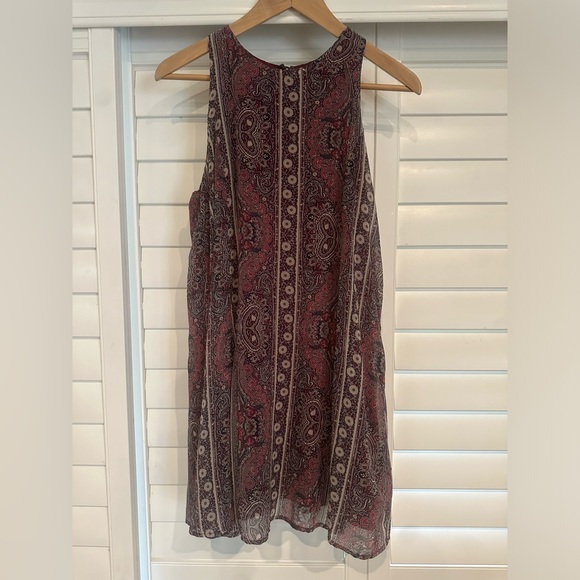 Abercrombie & Fitch Sleeveless Shift Dress Size Small Red and Navy Blue Paisley - Picture 2 of 11